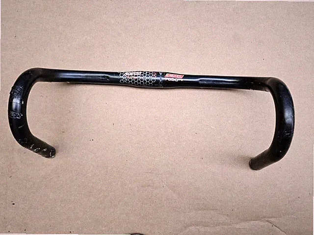 FSA RD200 Road Bike Drop Bars 40cm Wide x 31.8mm Clamp Black 7050 T6 Aluminum